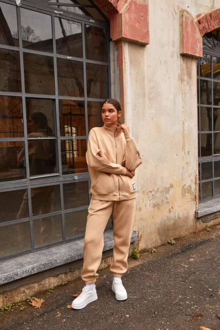 Kadın Taş Garni Detay Fermuar Kapama Dik Yaka Şardonlu Takım