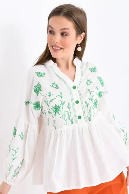 V Yaka Nakış Detay Düğmeli Salaş Bluz