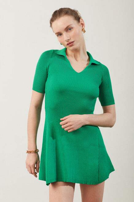 Polo Yaka Volanlı Yeşil Elbise